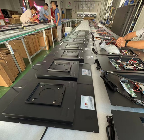 華邦瀛21.5寸廣告機(jī) 華邦瀛21.5寸廣告機(jī)